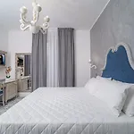 Plaza Boutique - Pensionat Tropea
