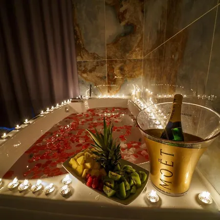 Plaza Boutique - 트로페아