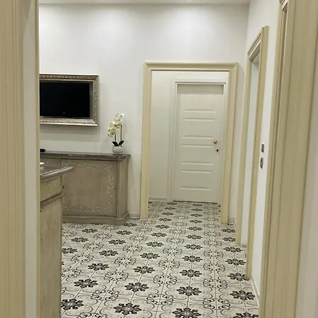 Plaza Boutique - Guest house 4*
