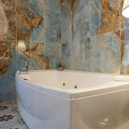 Plaza Boutique - Guest house 4*